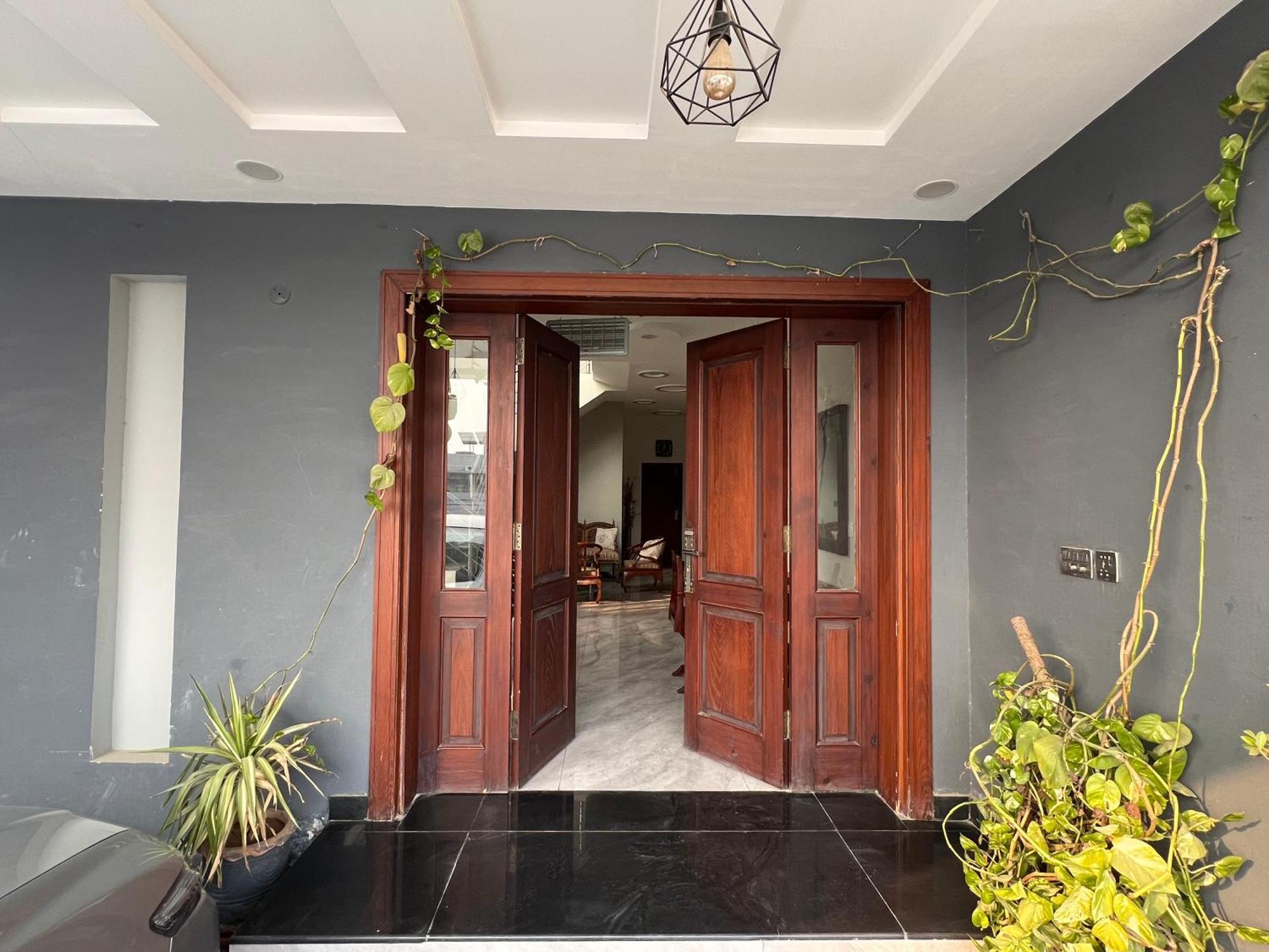 Deluxe King Room In Silverscape Residence Rawalpindi Bagian luar foto