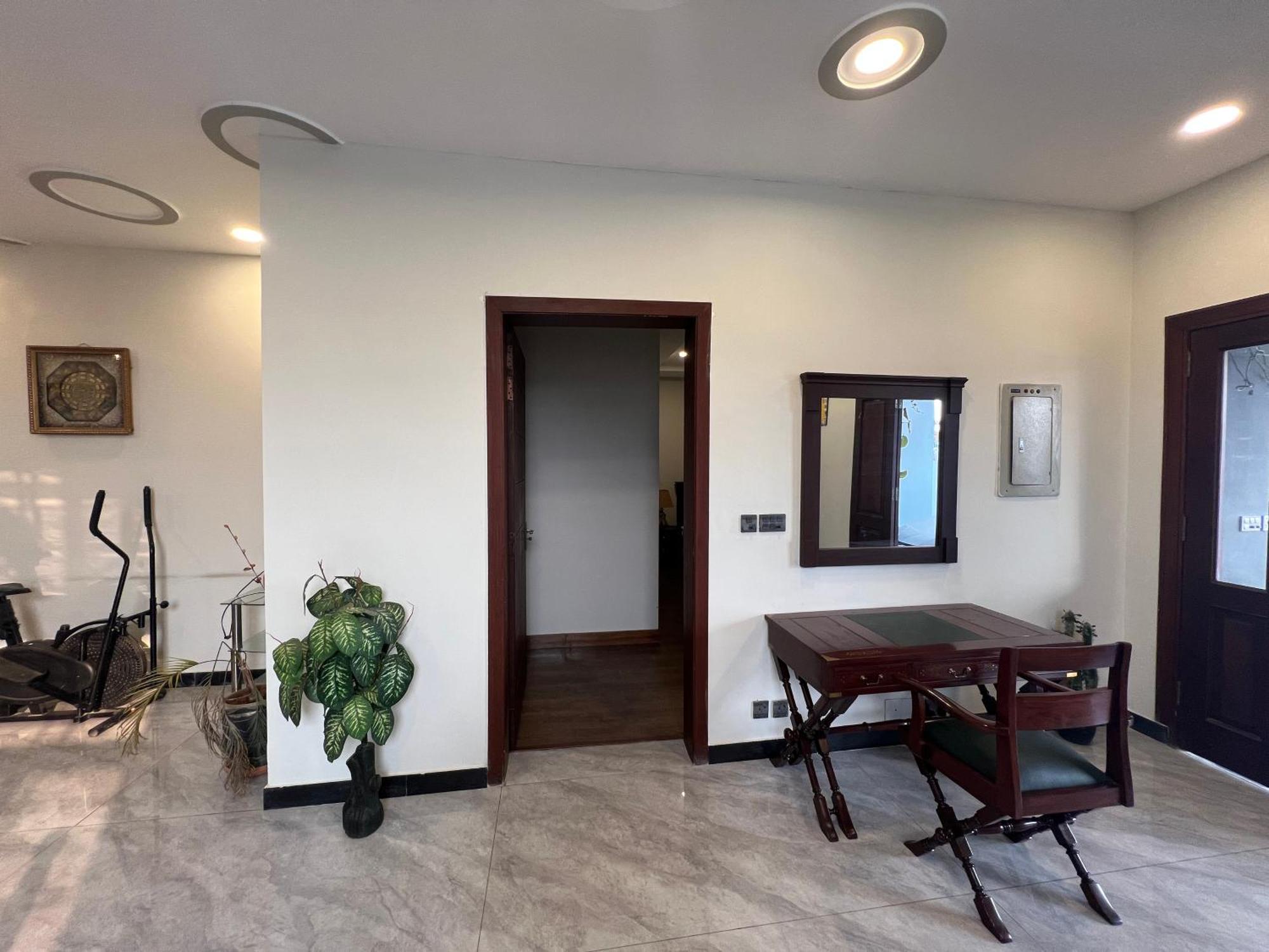 Deluxe King Room In Silverscape Residence Rawalpindi Bagian luar foto